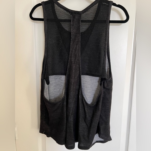 Mesh Workout Tank - Picture 3 of 3